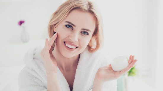 Πώς να αυξήσετε τα αντιοξειδωτικά το καλοκαίρι για καλύτερο δέρμα