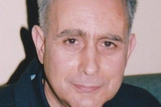 Χούντες και μαφίες, ραγιάδες και κορόϊδα