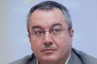 Μόσιαλος: Φτάνει πια η σιωπή απέναντι στα τρολ και τους ψεκασμένους