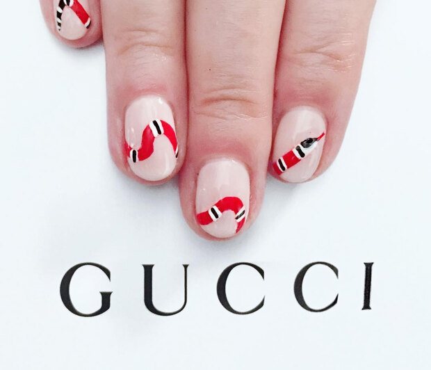 Τα #DesignerNails είναι το kitsch σχέδιο που αγαπάμε!