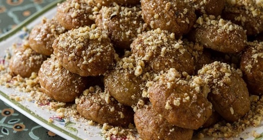 Μελομακάρονα από τον Άκη Πετρετζίκη