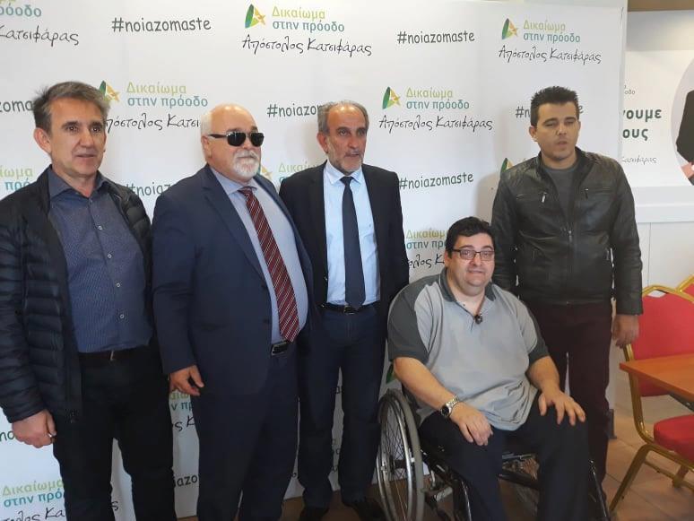 Στο εκλογικό κέντρο του Απόστολου Κατσιφάρα ο υποψήφιος ευρωβουλευτής Γιάννης Βαρδακαστάνης