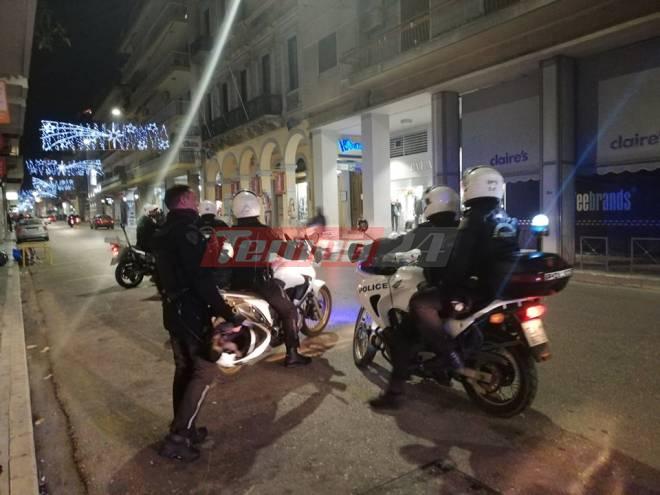 Πάτρα: Εντατικοί έλεγχοι για χρήση μάσκας - "Σαρώνουν" τα πάντα οι αστυνομικοί