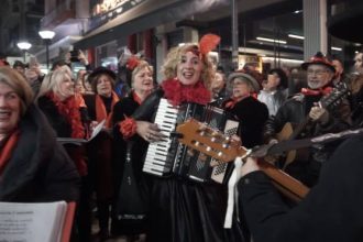"Βαρκαρόλα" από τον Σύλλογο Λευκαδίων Πάτρας «Η Φανερωμένη»