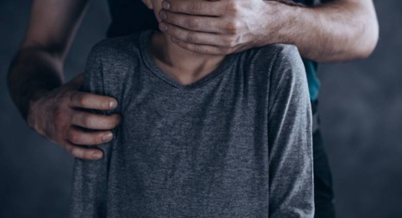 Πάτρα: Πατέρας κατήγγειλε άνδρα για απόπειρα αρπαγής του 9χρονου γιού του!