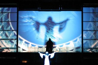 Μένουμε σπίτι, βλέπουμε Μέγαρο