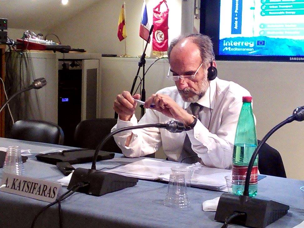 Αυτοσυγκέντρωση και προετοιμασία λίγο πριν... προεδρεύσει!