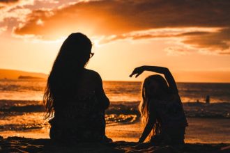 Γονείς: Μάθετε στο παιδί τα όρια του σώματός του - Προστατεύστε το από την κακοποίηση