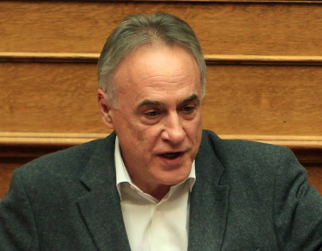 Το "μαύρο" στα κανάλια