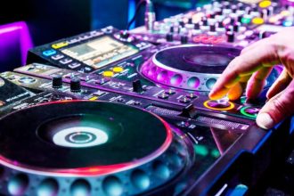 Πάτρα: Οι Djs της πόλης ενώνονται και συγκεντρώνουν χρήματα για την "Μέριμνα"