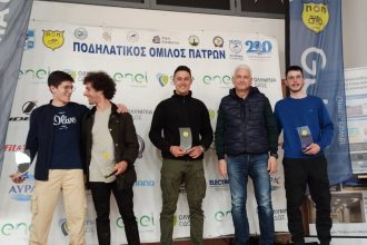 Ο Φωκίων Ζαΐμης δίπλα στους ποδηλάτες