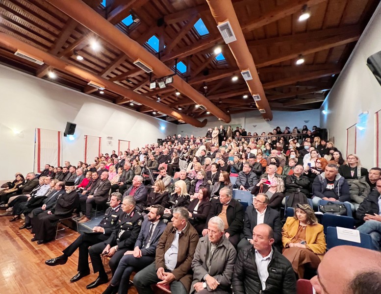 Αίγιο: Με επιτυχία πραγματοποιήθηκε η ημερίδα με θέμα «Νεανική παραβατικότητα - Η σύγχρονη πρόκληση της κοινωνίας»