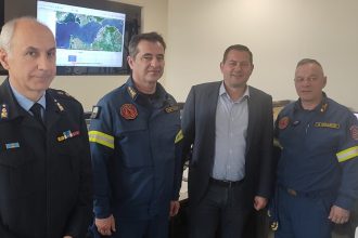 Συνάντηση Θ. Βασιλόπουλου με τον Διοικητή της Περιφερειακής Πυροσβεστικής Διεύθυνσης Δυτικής Ελλάδας Β. Σολδάτο