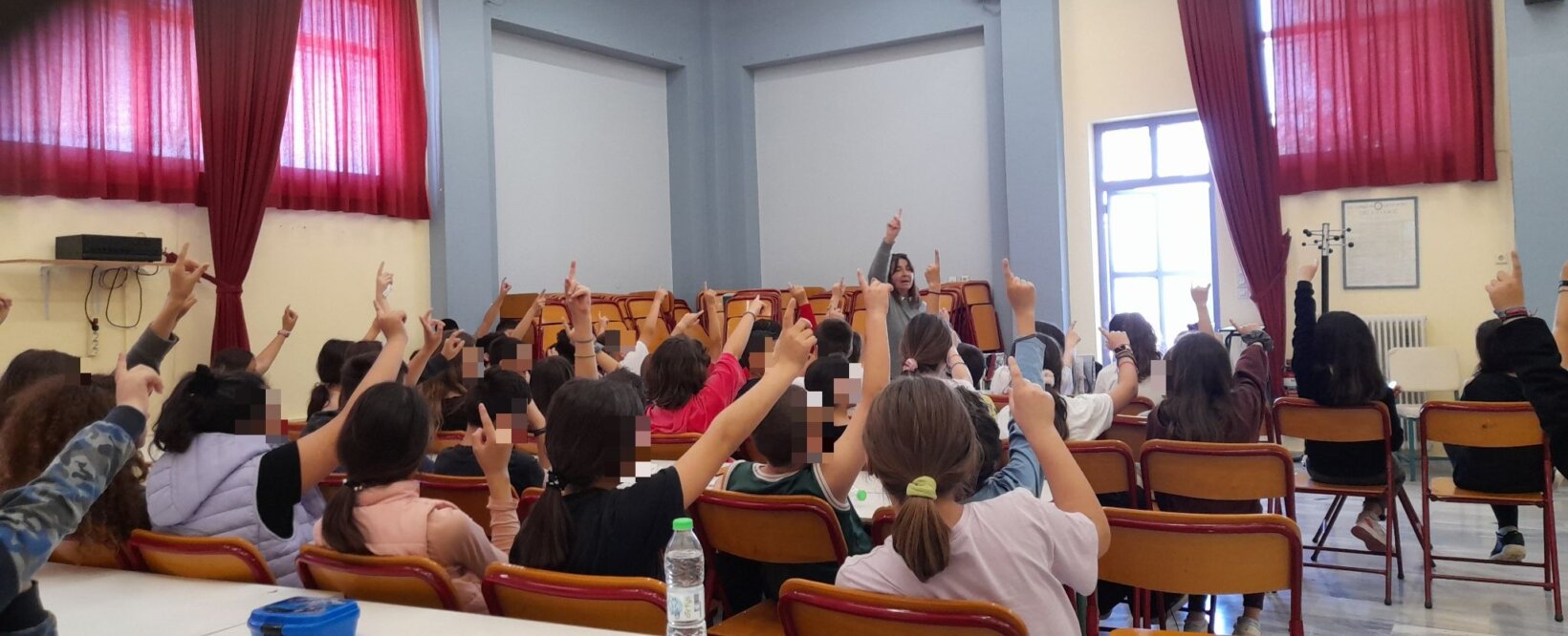 Η συγγραφέας Άννα Δενδρινού στο 18ο Δημοτικό Σχολείο Πατρών