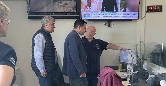 Στο επιχειρησιακό κέντρο του ΕΚΑΒ Δυτικής Ελλάδας ο Θ. Βασιλόπουλος