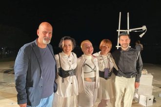 Ο Αν. Περιφερειάρχης Χ. Μπονάνος στη θεατρική παράσταση «Γιατί Τώρα» από την ομάδα ΑΝΔΡΟΜΕΔΑ