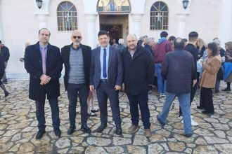 Ο Αναπληρωτής Περιφερειάρχης Χ. Μπονάνος στην επιμνημόσυνη δέηση του Παγκαλαβρυτινού Συλλόγου Πατρών, για το ολοκαύτωμα των Καλαβρύτων