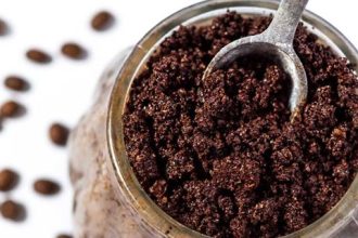 Πείτε αντίο στην κυτταρίτιδα scrub με καφέ!