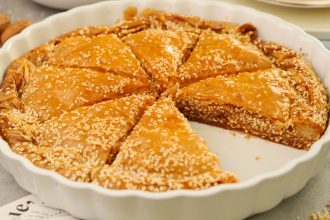 Σουσαμόπιτα