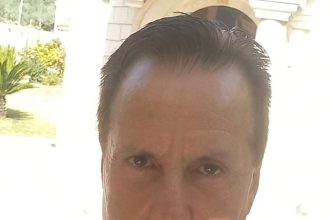 Πάτρα: Φιλανθρωπικό bazaar από τον Ασημάκη Παπαδάτο Μέντη για την "Κιβωτό της Αγάπης"