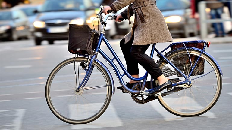 Το καλύτερο «φάρμακο» είναι να πηγαίνει κάποιος με το ποδήλατο στη δουλειά