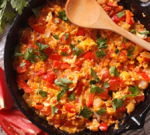 Πικάντικη στραπατσάδα