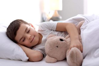 Ανακαλύψτε τι γίνεται στο μυαλό του παιδιού την ώρα που κοιμάται για μεσημέρι