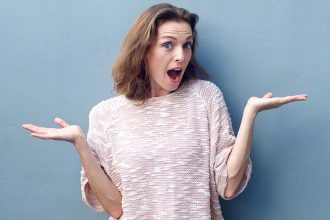 Εμμηνόπαυση: Η κατάσταση που φοβίζει μία στις δύο γυναίκες