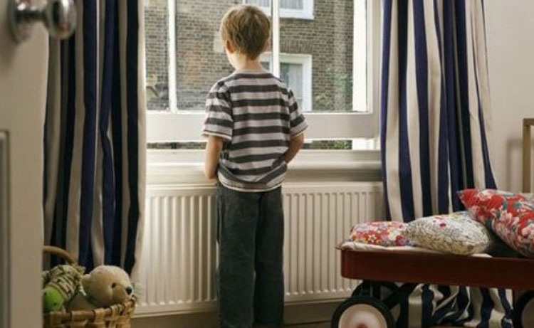 Μήπως μένετε μαζί λόγω του παιδιού;