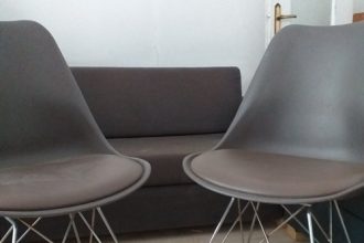 Πάτρα: Πωλούνται μοντέρνες καρέκλες