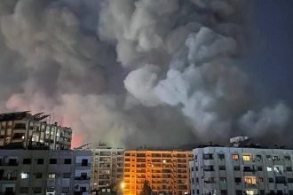 Συρία: Ισχυρές εκρήξεις στη Δαμασκό