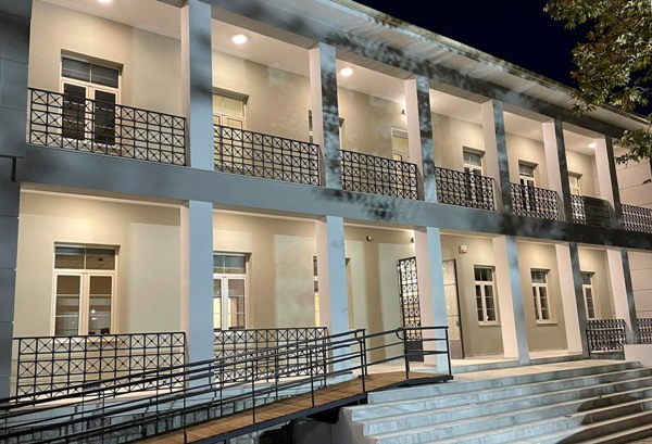 Την Πέμπτη τα εγκαίνια του νέου Δημαρχείου Καλαβρύτων