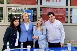 Κοντά στους φοιτητές της ΔΑΠ η Ευσταθία Γιαννιά - ΦΩΤΟ