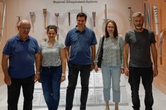 Πλήθος επισκεπτών στην Έκθεση Ολυμπιακής Λαμπαδηδρομίας του σπιράλ