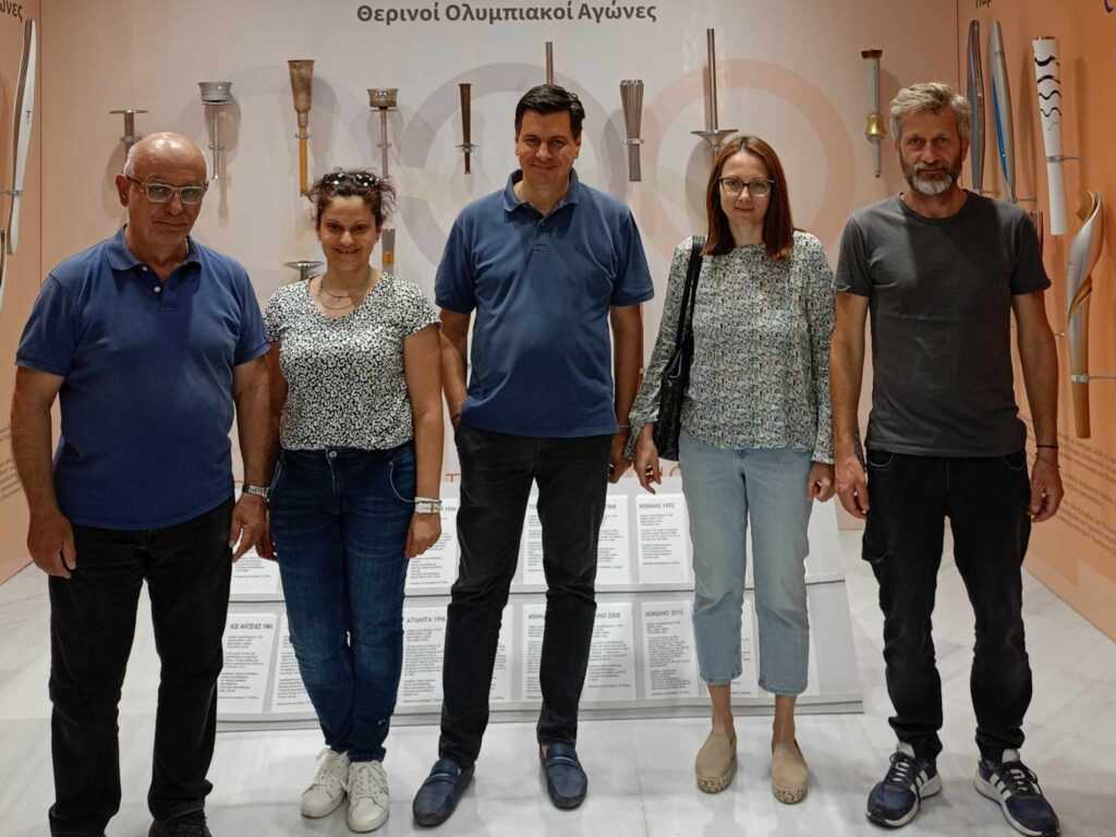 Πλήθος επισκεπτών στην Έκθεση Ολυμπιακής Λαμπαδηδρομίας του σπιράλ