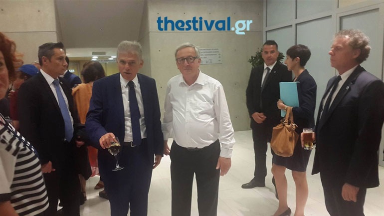 Για ποτό Τσίπρας και Γιούνκερ