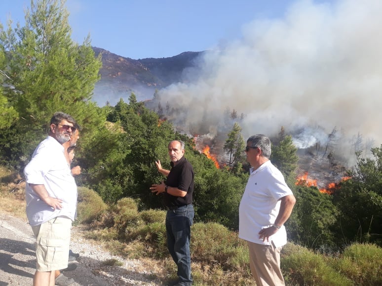 Στα πύρινα μέτωπα ο Απόστολος Κατσιφάρας