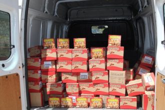 Δόθηκαν, για καλό σκοπό, και οι τελευταίες σοκολάτες του Πατρινού Καρναβαλιού! ΦΩΤΟ