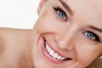 Μυστικά για να έχετε λαμπερό δέρμα όλο το καλοκαίρι