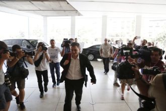 Ζητήσαμε αγελάδα και μας έφεραν γάτα - Ποιος το είπε και γιατί;