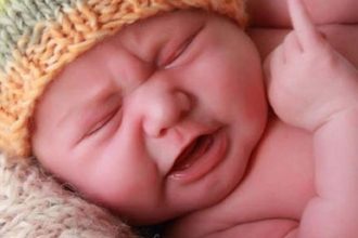 Πώς θα σταματήσει το μωρό μου να κλαίει;