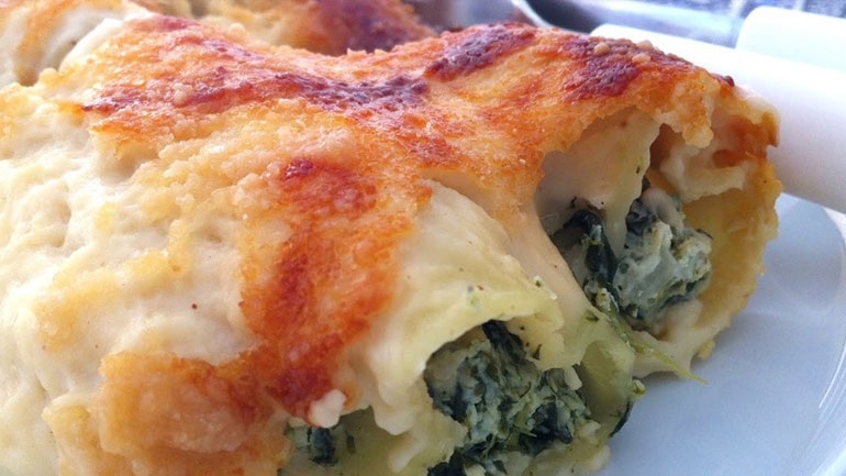 Κανελόνια με σπανάκι και κρέμα γάλακτος