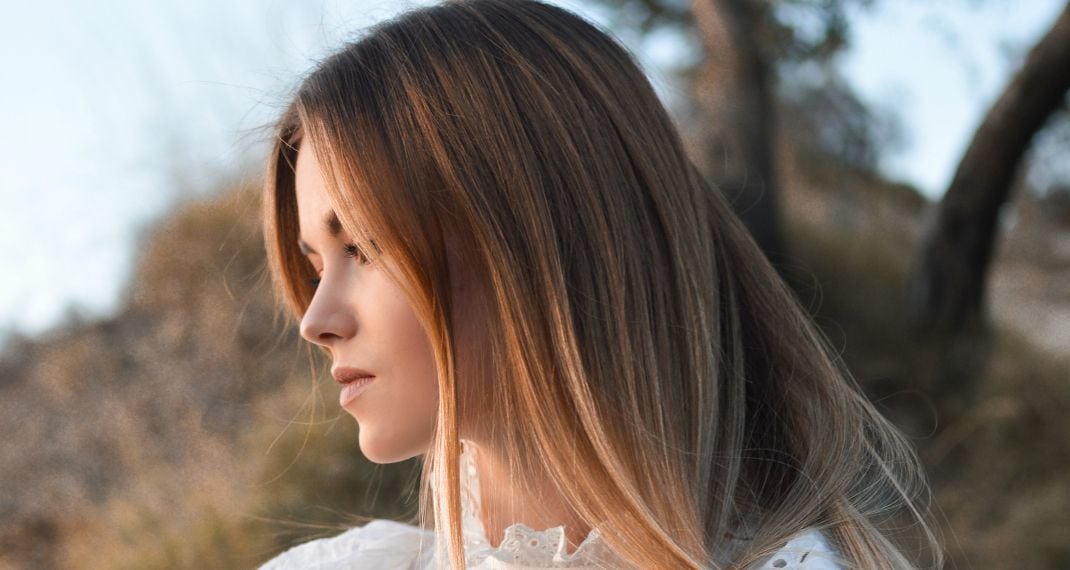 Τo κατάλληλο κούρεμα για να δείχνει το πρόσωπο πιο λεπτό, με τονισμένες γωνίες