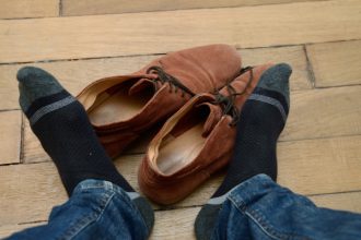 Το κόλπο για να μην μυρίζουν τα παπούτσια