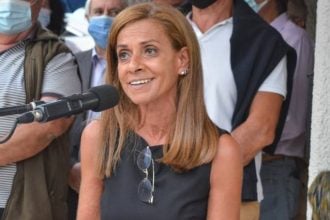 H κυβέρνηση να αναλάβει τις ευθύνες της