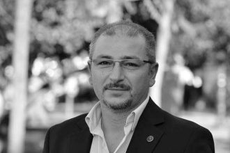 Δεν ψηφίζω, δεν ψηφίζω