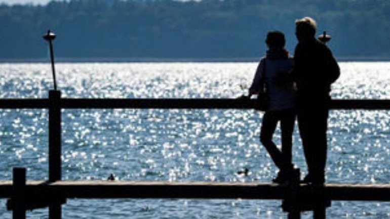 Ύψος και απιστία; Τι σχέση έχει;