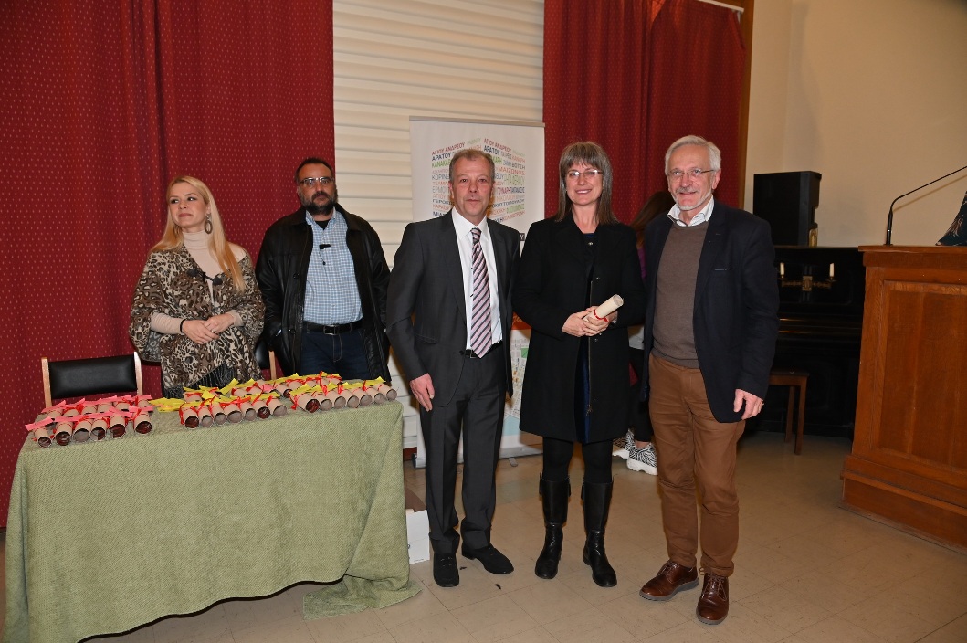 Απονομή Βραβείων 2ου Διαγωνισμού Χριστουγεννιάτικης Βιτρίνας Εμπορικού Συλλόγου Πατρών