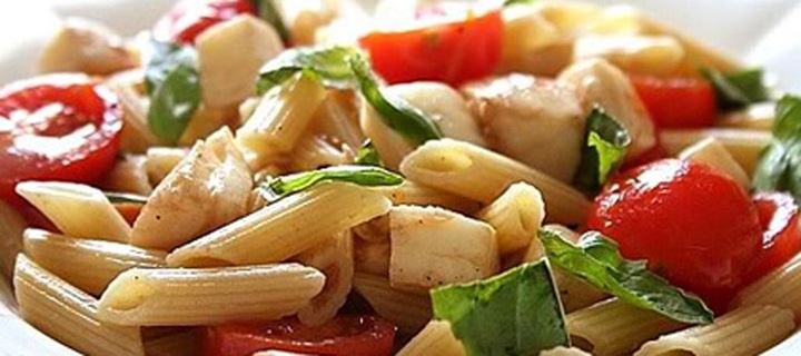 Πέννες με ντοματίνια και φέτα