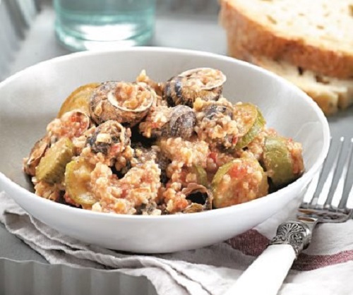 Συμπεθεριό με χοχλιούς, χόντρο και κολοκυθάκια